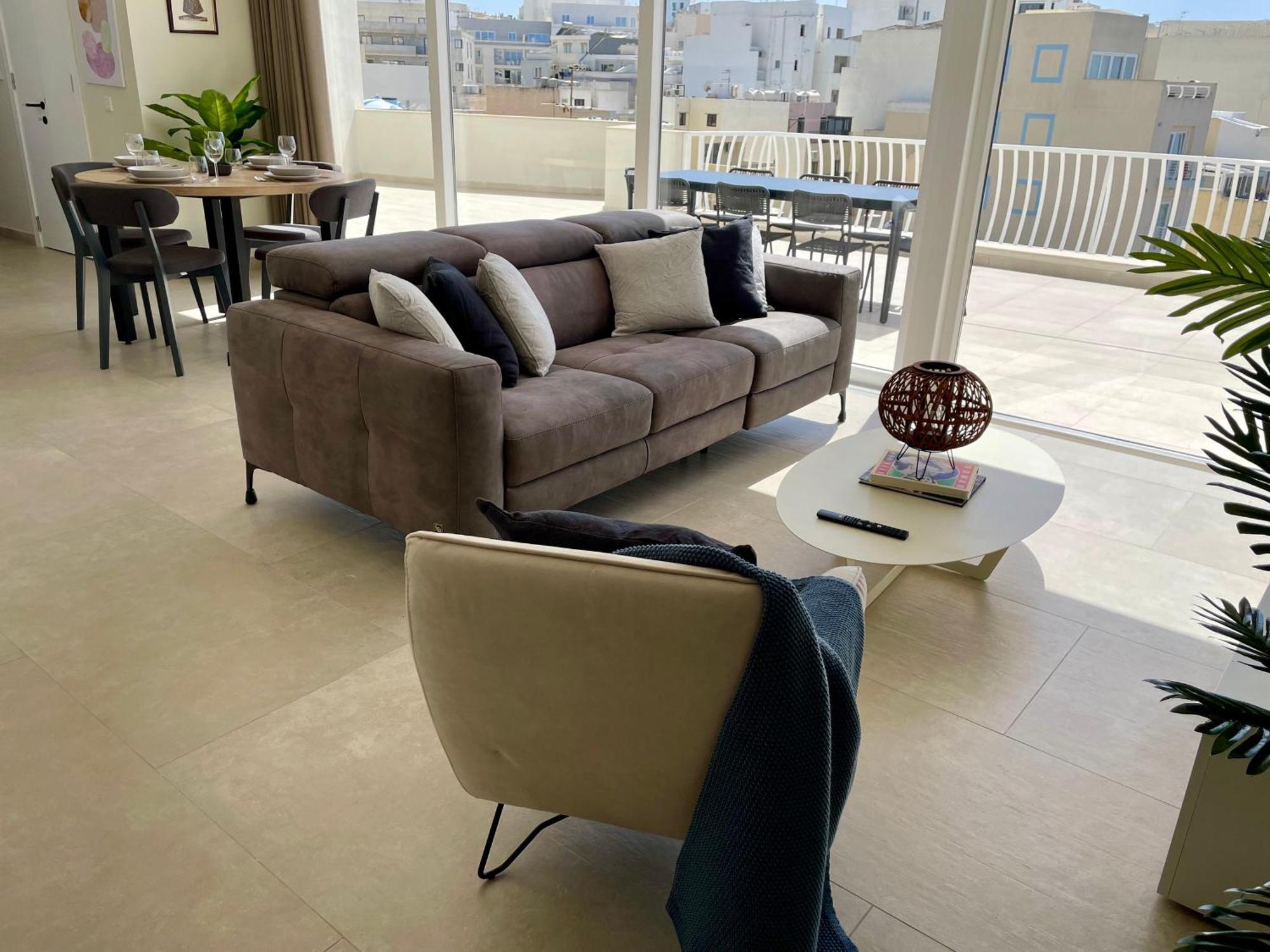 Bugibba Square Seafront Lux Apartments By Holi 세인트폴스베이 외부 사진